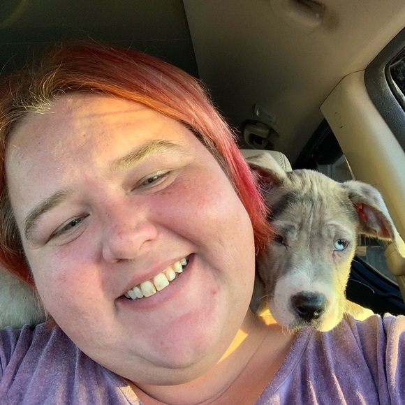 Meet your Posher, Amanda - Picture 4 of 8